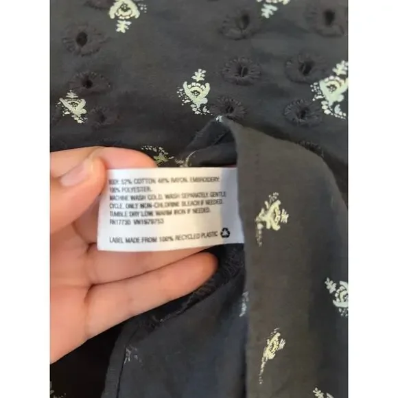 Black Floral Eyelet Ruffle Collar Blouse Size Medium Boho Cottagecore - Picture 7 of 7